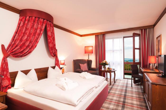 Quellness Und Golfhotel Fuerstenhof,Bad Griesbach Im Rottal>>Bad Fuessing,4.5 star
