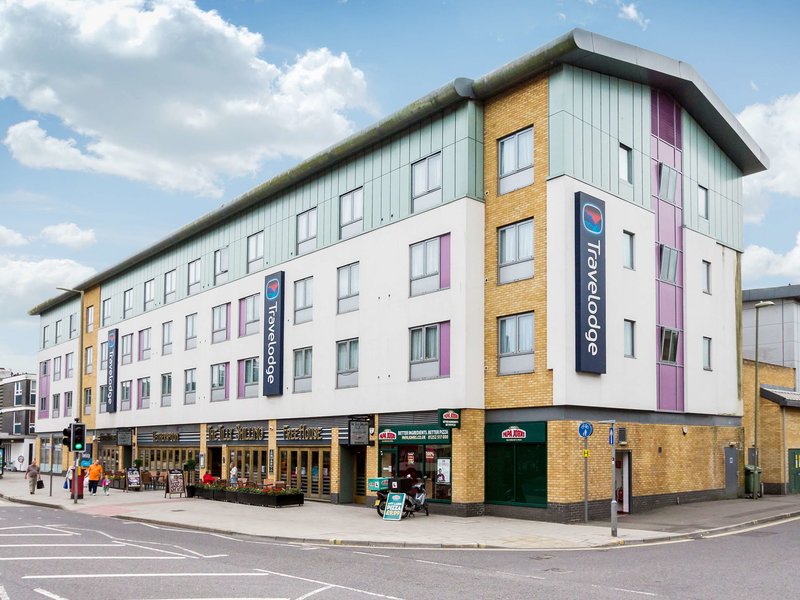 Travelodge Farnborough Central