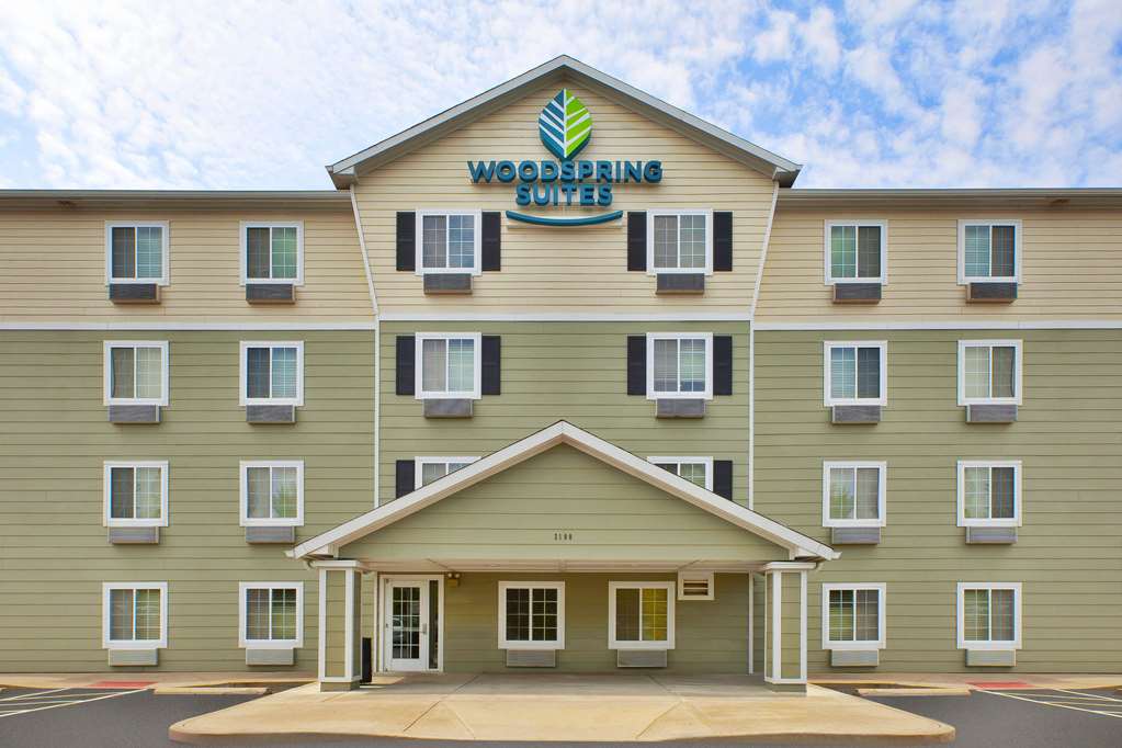 woodspring suites st louis st charles