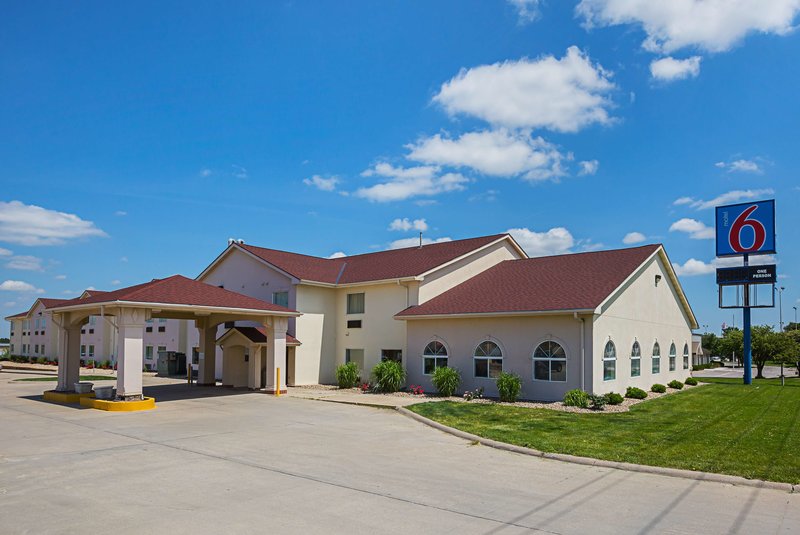 Motel 6 Omaha - Iat West,Omaha>>Chalco,2 star