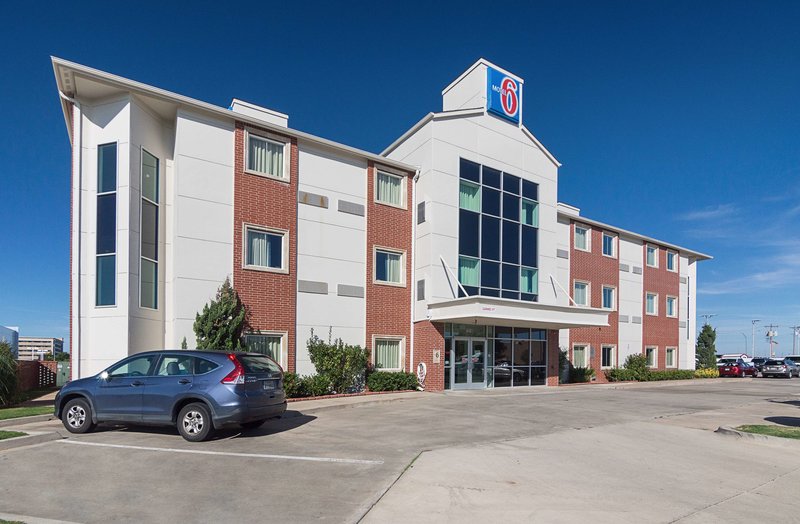 motel 6 norman ok