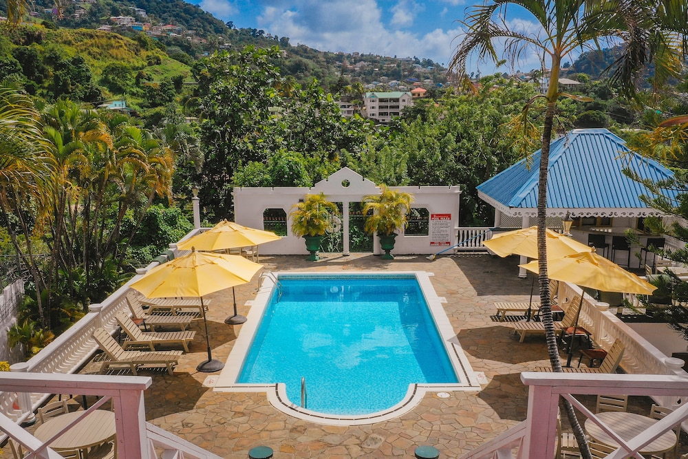 Grenadine House,Bequia>>Arnos Vale,4 star