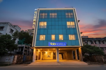 Fabhotel Global Spaces,Goregaon,3 star