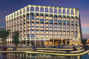 hotel indigo wuxi taihu new city an ihg hotel