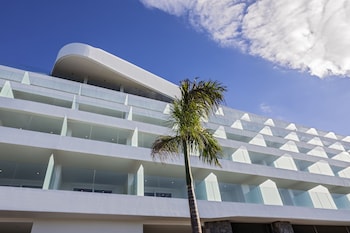 royal hideaway corales suites part of barcelo hotel group