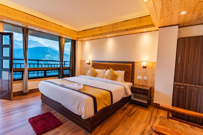 The Golden Retreat Hotel In Pelling,,3 star