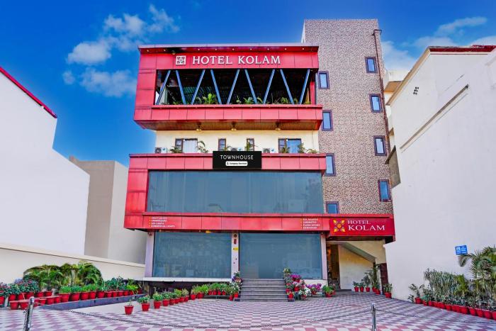 super townhouse prince chowk near railway station