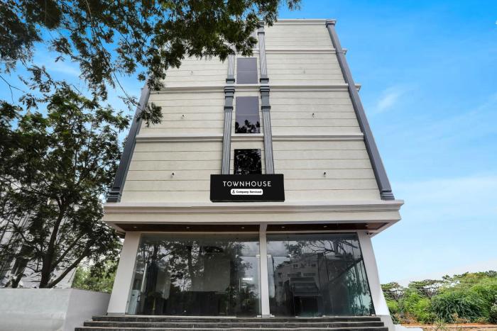 Super Townhouse Shamshabad Near Airport,Airport Zone, Shamshabad,4 star