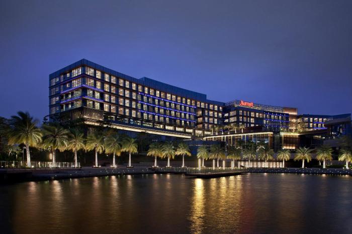 the oct harbour shenzhen marriott executive apartments