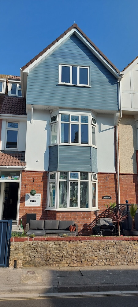 Trentham House,South West England>>Paignton,3 star