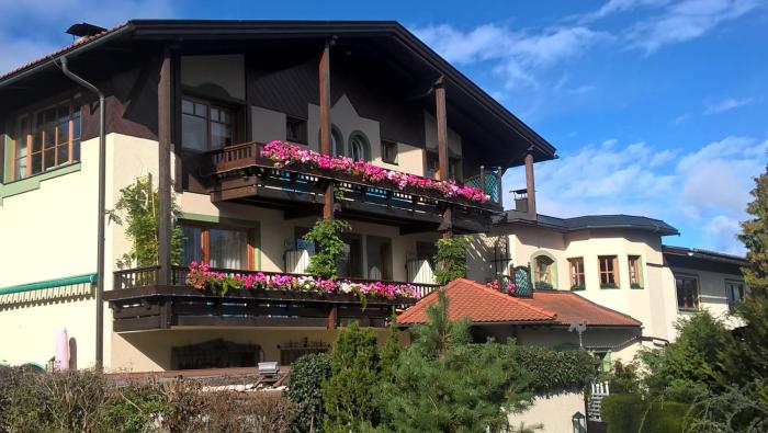 dietrichsteinerhof apartments and rooms