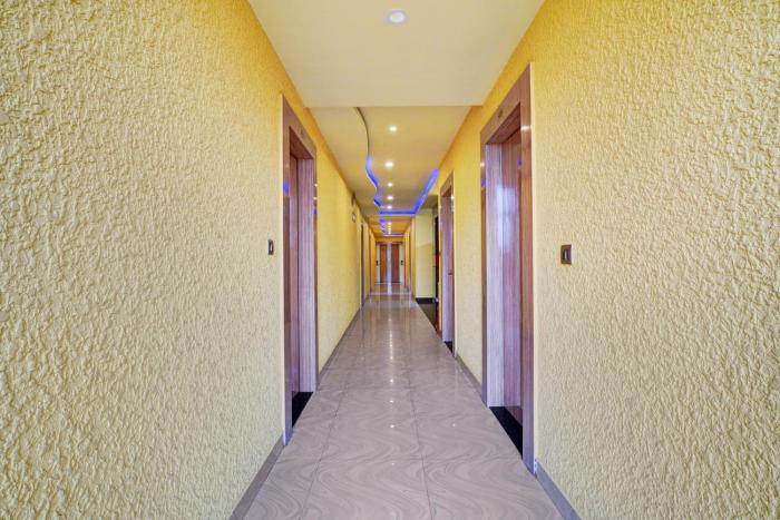 super collection o kushal nagar near ksrtc bus stand