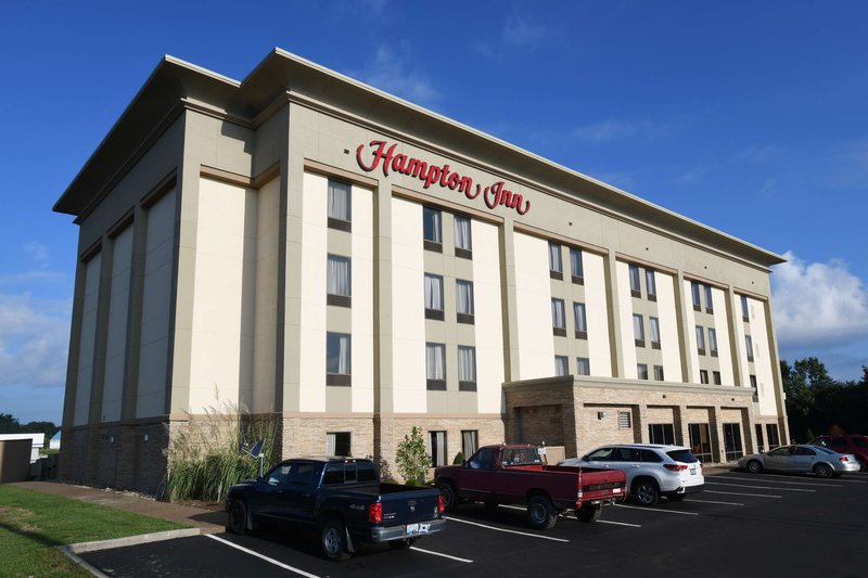 Hampton Inn Dry Ridge,Covington>>Cincinnati,2.5 star