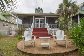 46 davis love cottage