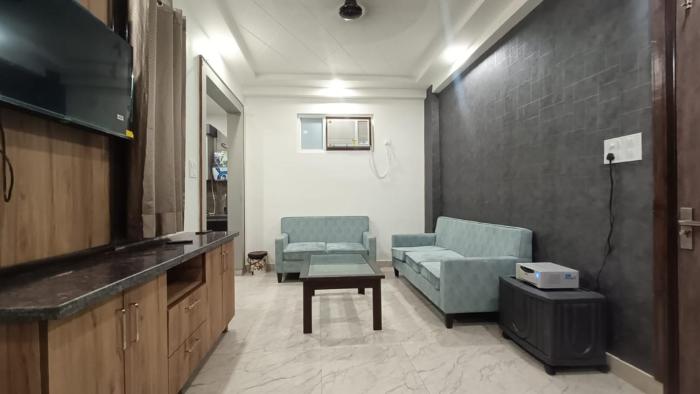 85 The Ganges 2 Bhk Apartment For Homestay,,0 star