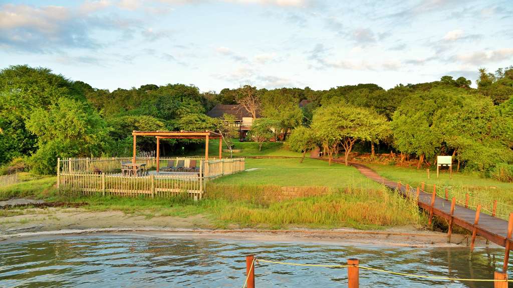 Nibela Lake Lodge By Dream Resorts,Hluhluwe>>Durban,4 star