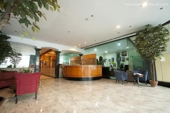 Baywatch Tower,Manila>>Mandaluyong,3 star