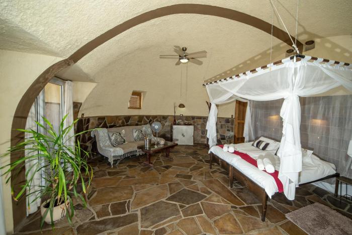 Rostock Ritz Desert Lodge,Solitaire>>Cha-Re,4 star