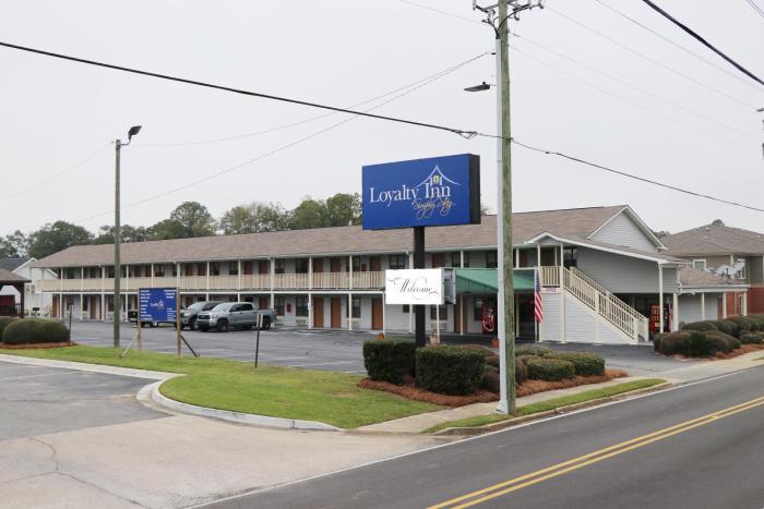 Loyalty Inn Hawkinsville,,3 star