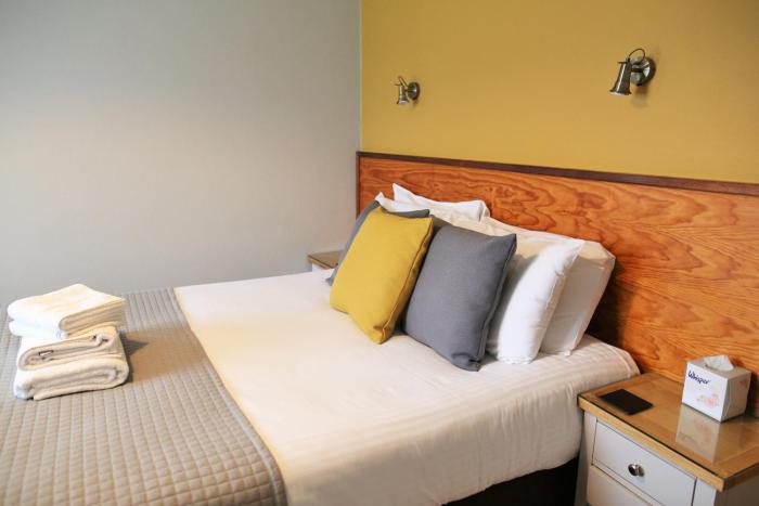 Tricky's,Redruth>>Cornwall,3 star