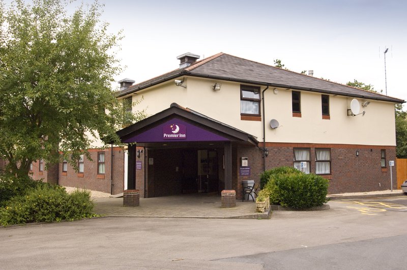 Premier Inn Caerphilly - Corbetts Lane,Cardiff>>Caerphilly,3 star