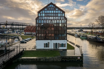 old mill hotel