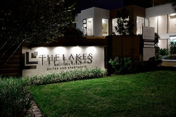 the lakes boutique lodge