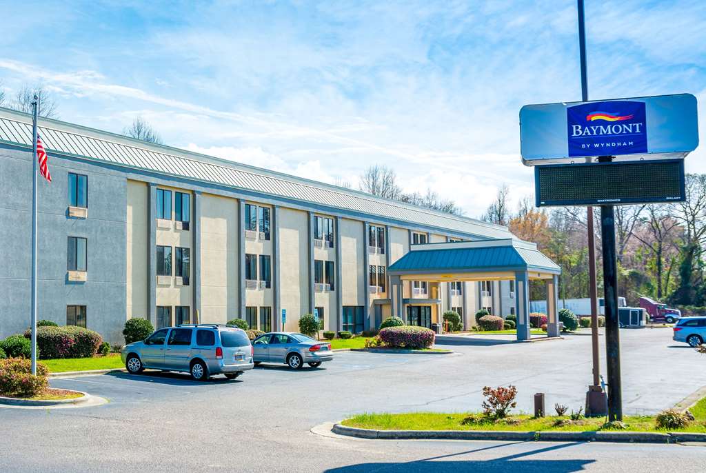 la quinta inn and suites by wyndham fayetteville i 95