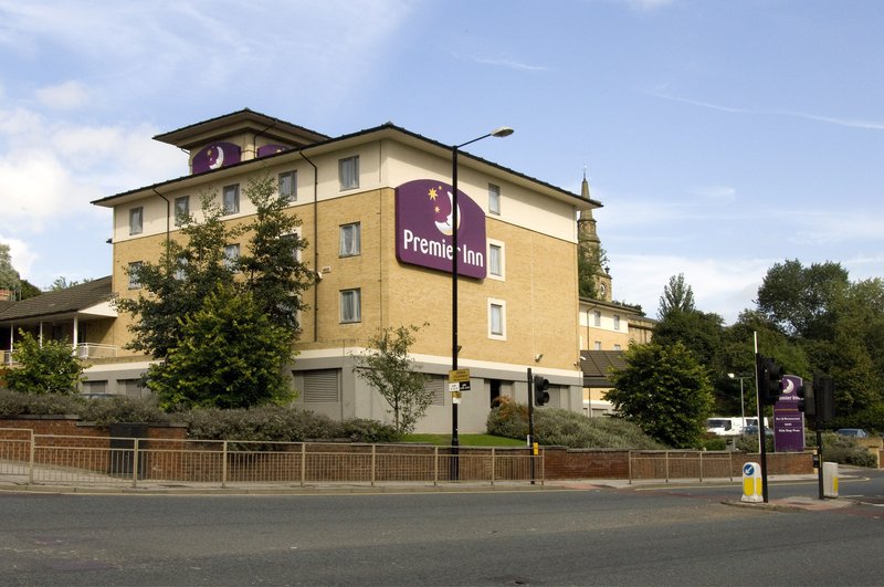 premier inn newcastle millennium bridge