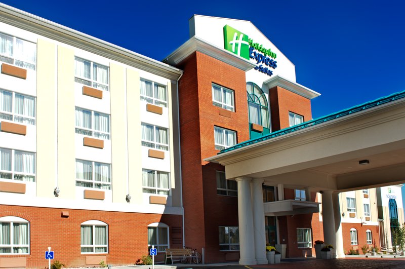 Holiday Inn Express Hotel & Suites Edson, An Ihg Hotel,Alberta>>Edson,2.5 star