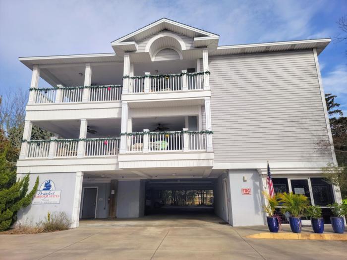 beaufort harbour suites
