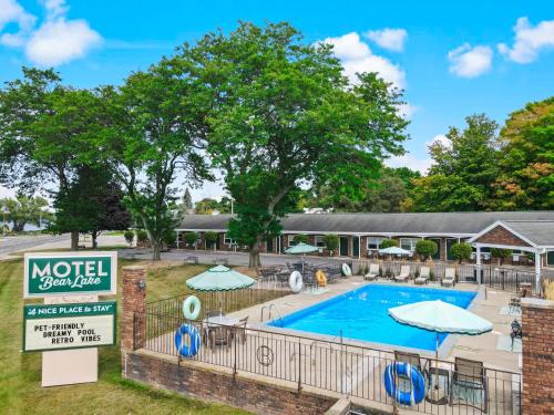 Motel Bear Lake,,2 star