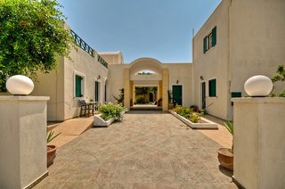 phevos villas