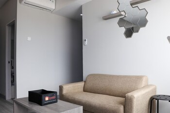 brand new 2br apartment at grand asia afrika