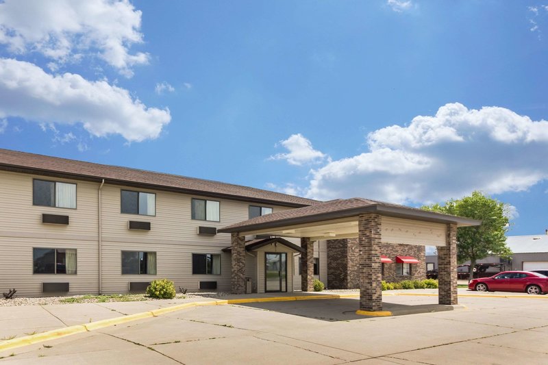 Econo Lodge,Chippewa County>>Big Stone,2 star