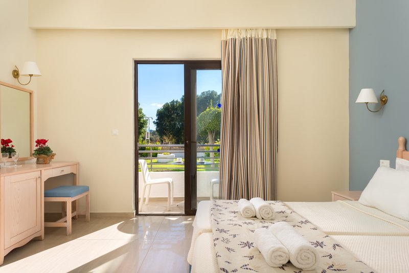 Matoula Beach Hotel,Ialyssos>>Ialysos,4 star