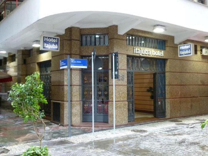 Itajuba,Rio De Janeiro>>Cinelandia,3 star