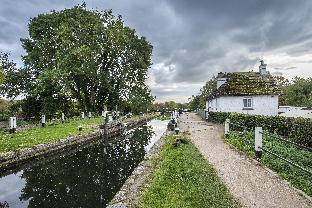 premier inn heathrow airport m4 j4