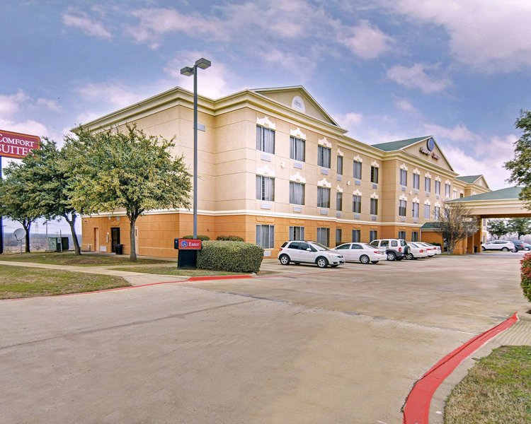 comfort suites roanoke fort worth north