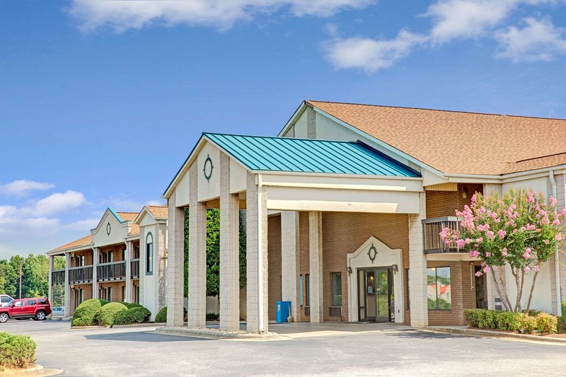 Days Inn By Wyndham Mooresville Lake Norman,Mooresville>>Charlotte,2 star