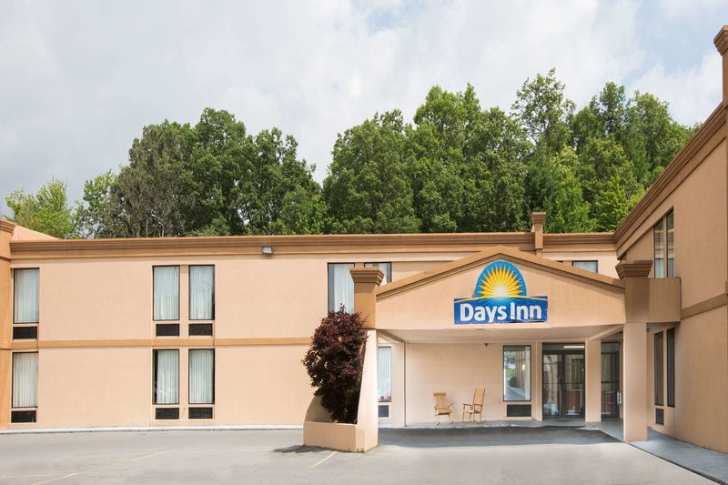 Days Inn By Wyndham Mount Hope,Bradley>>Beckley,2 star