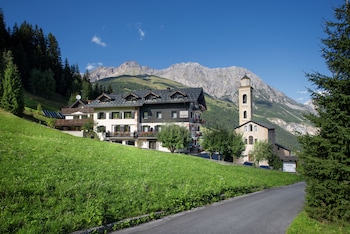 cardo hotel
