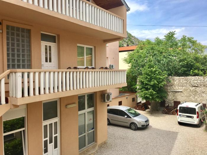 Villa Anja Apartments,Sretnice>>Mostar,3 star