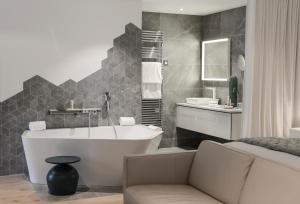 Petit Hotel Confidentiel,Barberaz>>Aix-Les-Bains,5 star