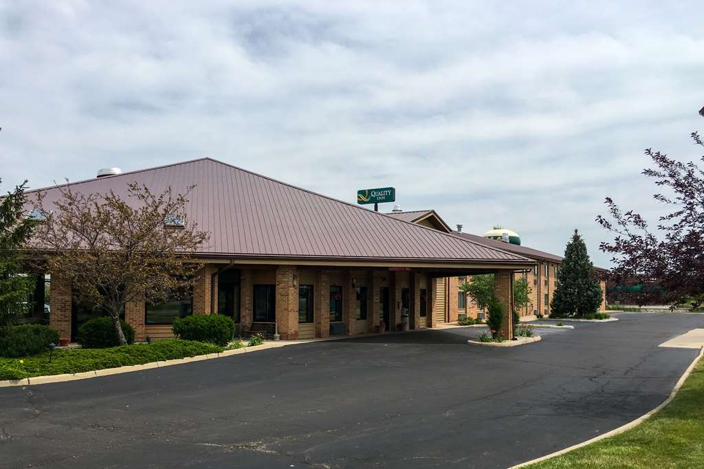 Quality Inn,Dundee>>Detroit,2.5 star