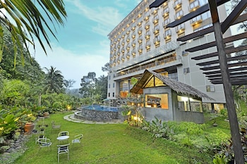 Famvida Hotel Lubuklinggau Powered By Archipelago,,4 star