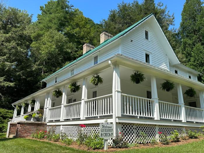 Lovill House Inn,Boone>>Blowing Rock,3 star