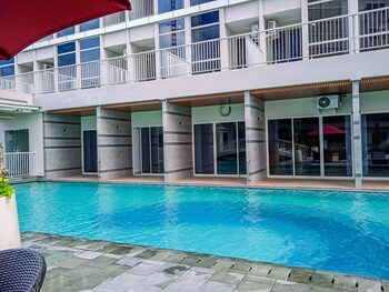 good and homey studio at pacific garden alam sutera apartment