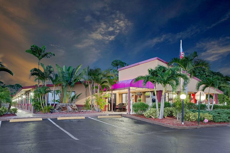 Knights Inn Port Charlotte,Charlotte Harbor>>Charlotte,2 star