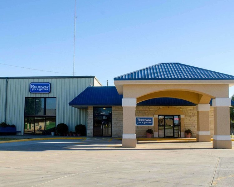 knights inn and suites emporia